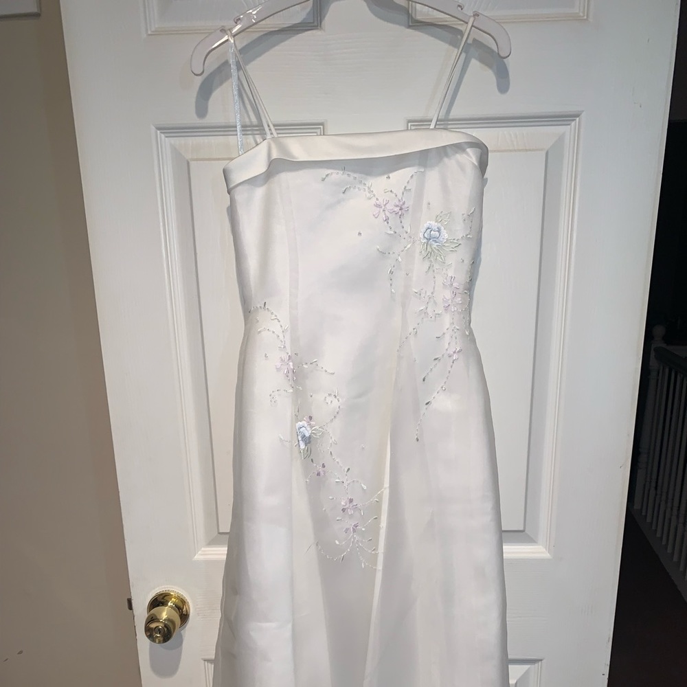 DAVIDS BRIDAL LONG FLOWER GIRL DRESS WHITE